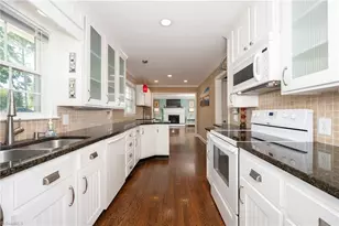 590 N Peace Haven Rd, Winston-Salem, NC 27104 - Photo 12