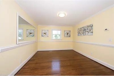 590 N Peace Haven Road, Winston-Salem, NC 27104 - Photo 10