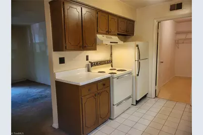 2235 Sunderland Road #99C, Winston-Salem, NC 27103 - Photo 2