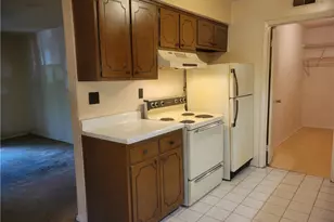 2235 Sunderland Rd, Winston-Salem, NC 27103 - Photo 2