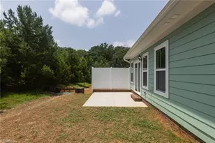1737 Old Fields Blvd, Haw River, NC 27258 - Photo 34