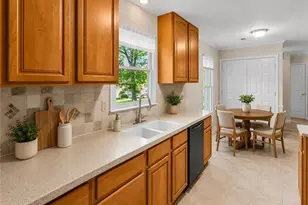 3506 Park Hill Dr, Greensboro, NC 27410 - Photo 6