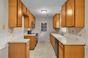 3506 Park Hill Dr, Greensboro, NC 27410 - Photo 24