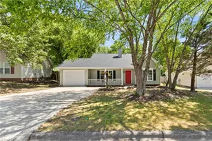 5413 Whitley Way, Greensboro, NC 27407 - Photo 2