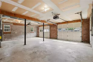 5505 Cornerstaff Dr, Greensboro, NC 27407 - Photo 26