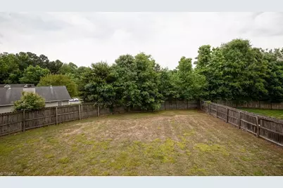 5505 Cornerstaff Drive, Greensboro, NC 27407 - Photo 16