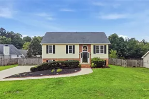 5505 Cornerstaff Dr, Greensboro, NC 27407 - Photo 30