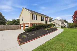 5505 Cornerstaff Dr, Greensboro, NC 27407 - Photo 28