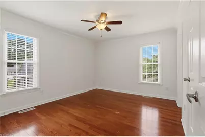 5505 Cornerstaff Drive, Greensboro, NC 27407 - Photo 14