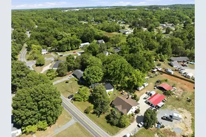 310 E Holly Hill Road, Thomasville, NC 27360 - Photo 40