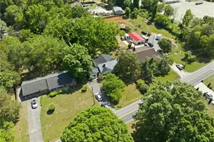 310 E Holly Hill Rd, Thomasville, NC 27360 - Photo 36