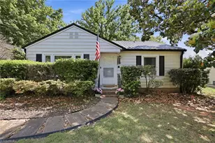 310 E Holly Hill Rd, Thomasville, NC 27360 - Photo 1