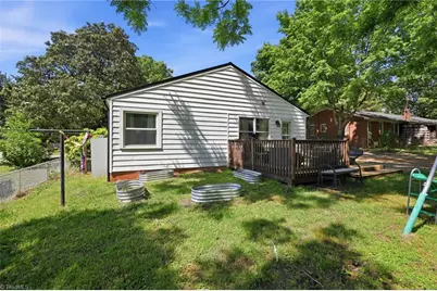 310 E Holly Hill Road, Thomasville, NC 27360 - Photo 32
