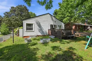310 E Holly Hill Rd, Thomasville, NC 27360 - Photo 32