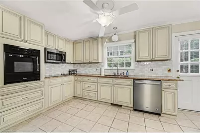 1128 Partridge Lane, Winston-Salem, NC 27106 - Photo 4