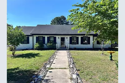 2 Terrell Place, Louisburg, NC 27549 - Photo 1
