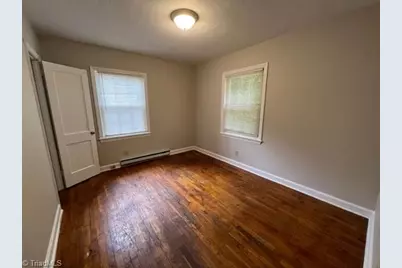 1004 Idlewood Drive, Greensboro, NC 27408 - Photo 10