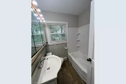 1004 Idlewood Drive, Greensboro, NC 27408 - Photo 12