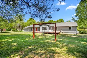 2627 White Pne Ln, Mebane, NC 27302 - Photo 32