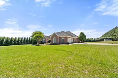 4447 Kendale Road, High Point, NC 27265 - Photo 44