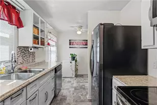 819 Mobile St, High Point, NC 27260 - Photo 10