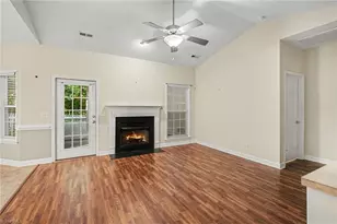 433 Peace Rollins Ct, Kernersville, NC 27284 - Photo 4
