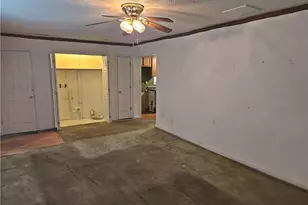 3021 Branderwood Dr, Greensboro, NC 27406 - Photo 18