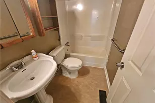 3021 Branderwood Dr, Greensboro, NC 27406 - Photo 26