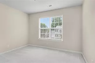 4623 Village Square Ct, Greensboro, NC 27409 - Photo 20