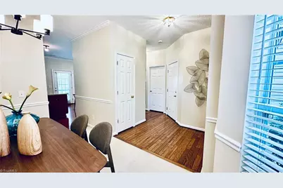 4623 Village Square Court, Greensboro, NC 27409 - Photo 8