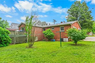 4106 Whitfield Rd, Winston-Salem, NC 27105 - Photo 24