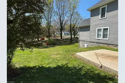 502 Spring Street, Mount Airy, NC 27030 - Photo 10