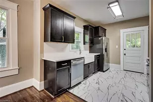 1006 Bellevue St, Greensboro, NC 27406 - Photo 18