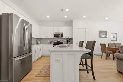 917 Cannon Crossing Circle, Greensboro, NC 27410 - Photo 16