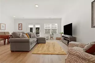 917 Cannon Crossing Cir, Greensboro, NC 27410 - Photo 6