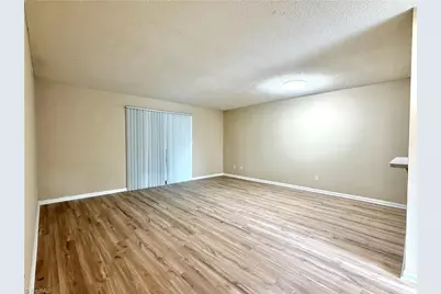 938 S Ridge Court #146, Winston-Salem, NC 27107 - Photo 2