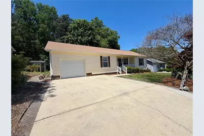 3604 Akers Court, High Point, NC 27263 - Photo 2