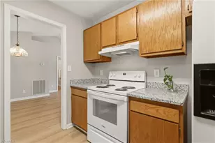 3604 Akers Ct, High Point, NC 27263 - Photo 12