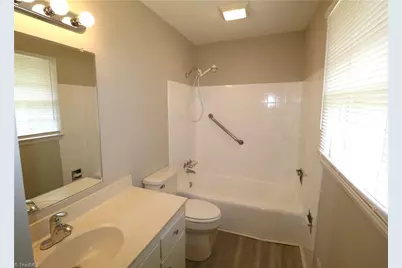 2316 Silas Creek Parkway, Winston-Salem, NC 27103 - Photo 14
