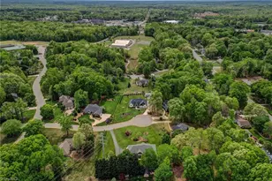 204 W Stonebury Ct, Reidsville, NC 27320 - Photo 48