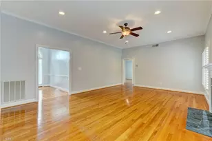204 W Stonebury Ct, Reidsville, NC 27320 - Photo 16