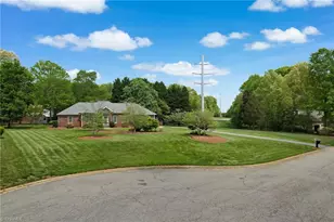 204 W Stonebury Ct, Reidsville, NC 27320 - Photo 8