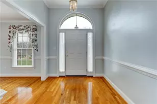 204 W Stonebury Ct, Reidsville, NC 27320 - Photo 10