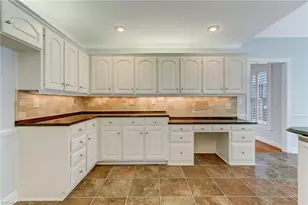 204 W Stonebury Ct, Reidsville, NC 27320 - Photo 24