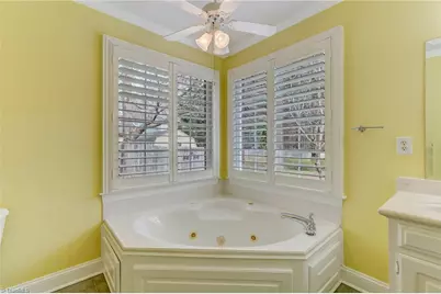 204 W Stonebury Court, Reidsville, NC 27320 - Photo 30