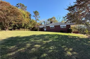 3241 Harper Rd, Clemmons, NC 27012 - Photo 2