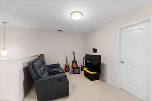 427 Inlet Pl Dr, Winston-Salem, NC 27127 - Photo 8