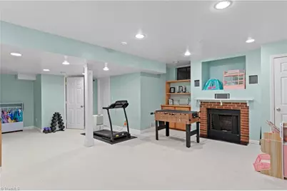 1005 Englewood Drive, Winston-Salem, NC 27106 - Photo 28