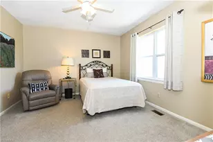 5735 Bramblegate Rd, Greensboro, NC 27409 - Photo 18