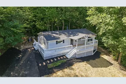1402 Good Hope Drive, Walnut Cove, NC 27052 - Photo 4